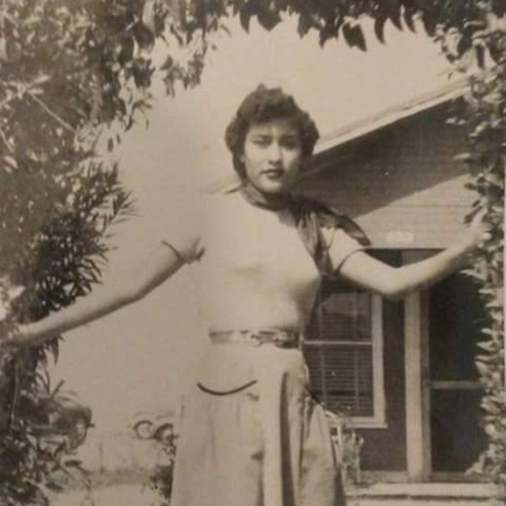 Disney Store Exclusive Glinda Doll Oz the Great & Powerful Movie-New in box